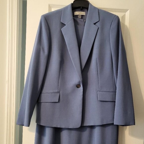 Kasper Crepe One-Button Notch Collar Blazer - Picture 3 of 3